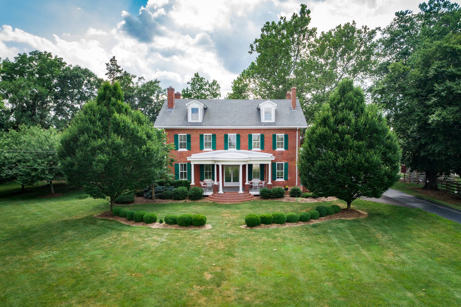 Aerial & drone photography, Steve Edwards Real Estate Photography